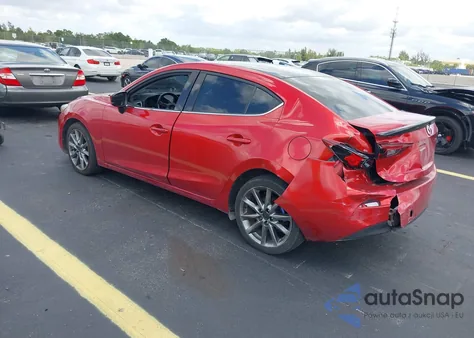 2018 Mazda Mazda3 Touring z USA, uszkodzony, nr VIN 3MZBN1V32JM209352